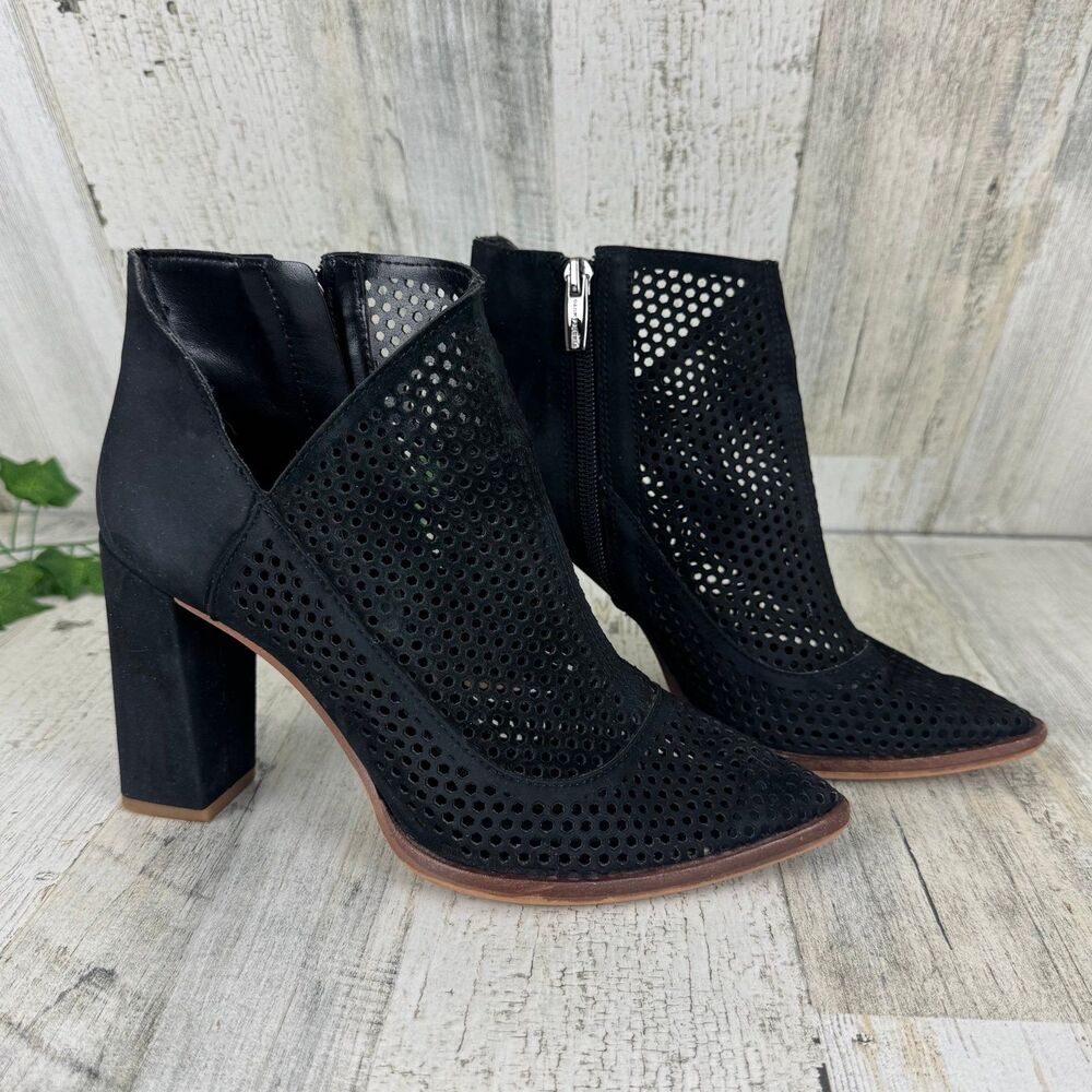Vince Camuto Black Ankle Boots Nubuck Leather Perforated Pointed Toe Sz 6.5 M